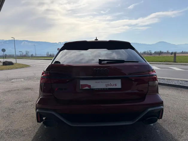 Audi RS6 Avant 4.0 TFSI V8 Performance quattro