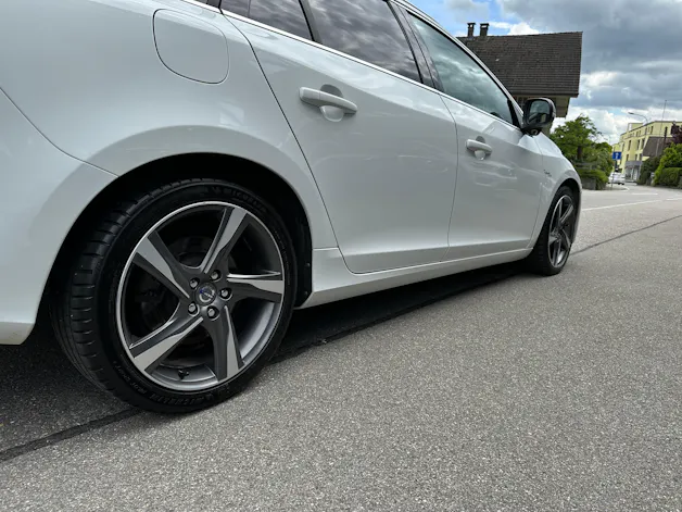 Volvo V60 D3 R-Design