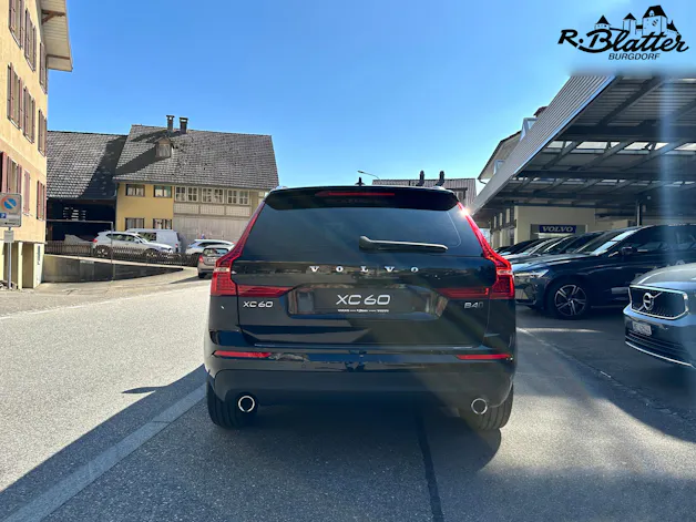 Volvo XC60 B4 Diesel Mild Hybrid AWD Momentum Geartronic