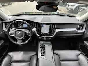 Volvo XC60 B4 Diesel Mild Hybrid AWD Momentum Geartronic