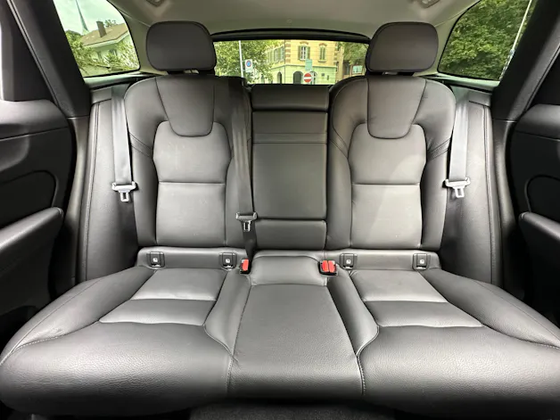 Volvo XC60 B4 Diesel Mild Hybrid AWD Momentum Geartronic