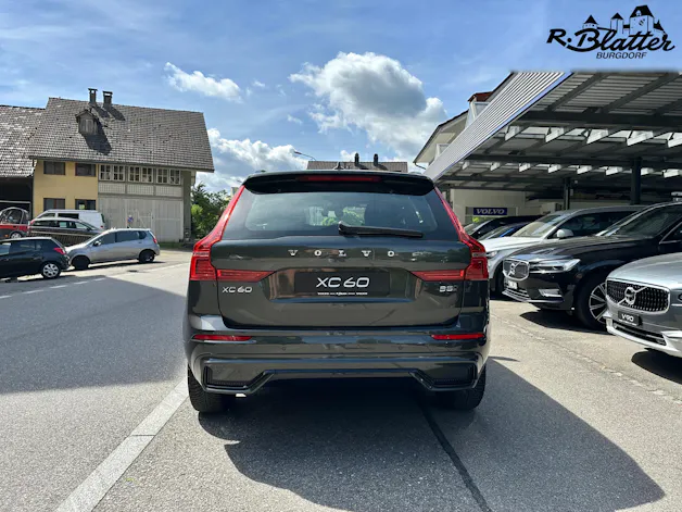 Volvo XC60 B5 Diesel Mild Hybrid AWD R-Design Geartronic