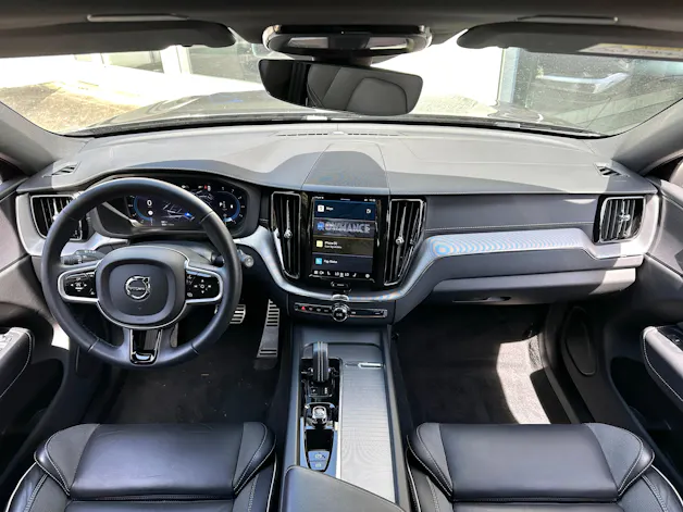 Volvo XC60 B5 Diesel Mild Hybrid AWD R-Design Geartronic