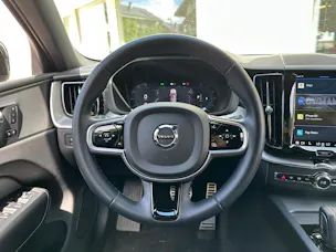 Volvo XC60 B5 Diesel Mild Hybrid AWD R-Design Geartronic