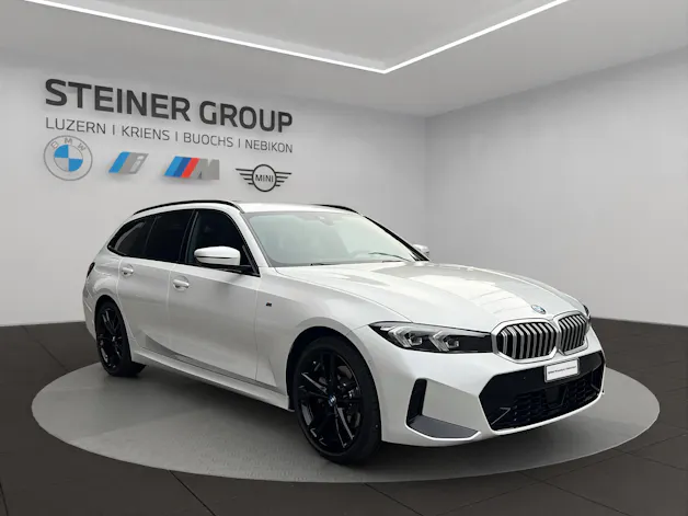 BMW 330e x DriveTouring Steptronic M Sport