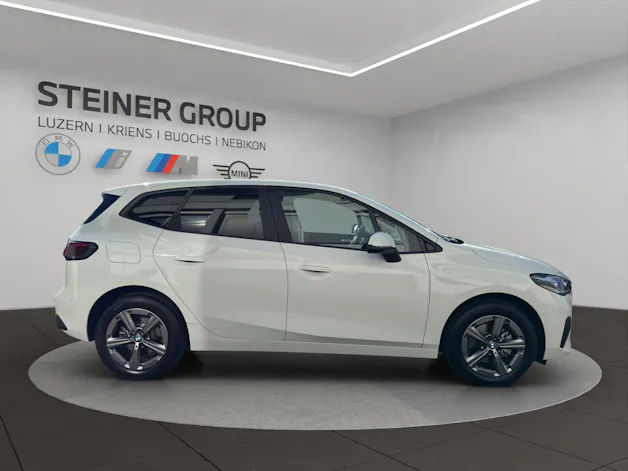 BMW 220i Active Tourer DKG