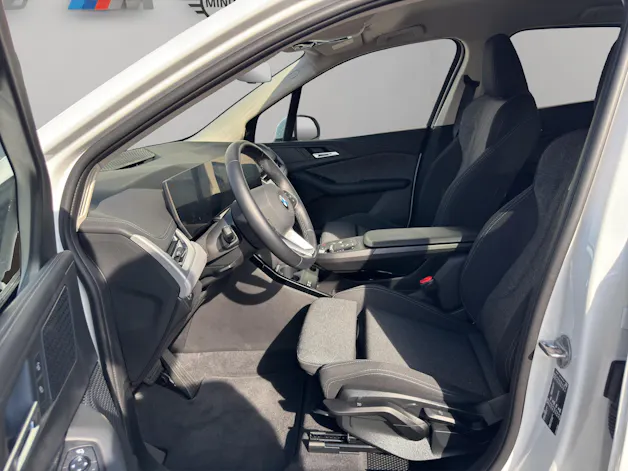 BMW 220i Active Tourer DKG