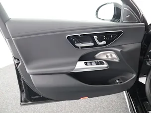Mercedes-Benz E 300 e 9G-Tronic
