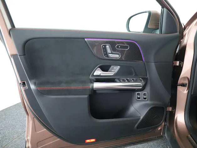 Mercedes-Benz GLA 250e AMG Line 8G-DCT