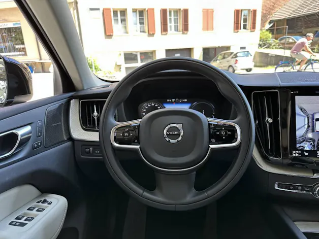 Volvo XC60 T8 eAWD Inscription Geartronic