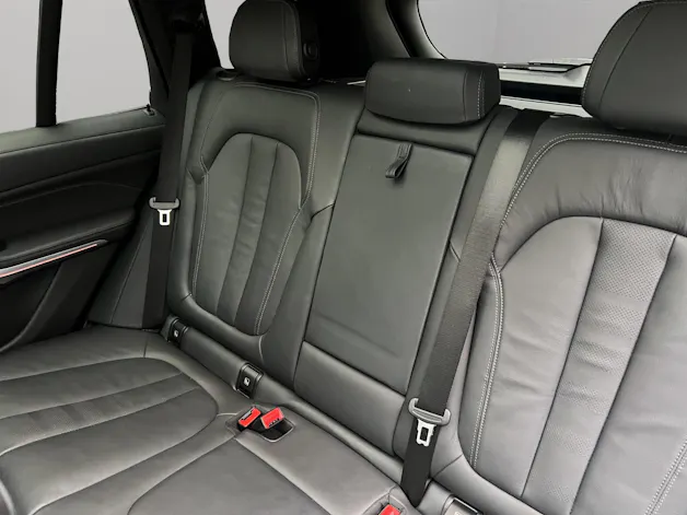 BMW X5 xDrive M50i Steptronic