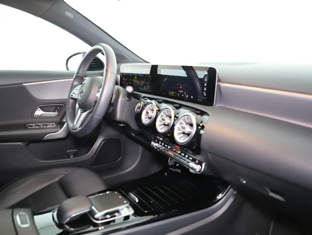 Mercedes-Benz A 200 Progressive
