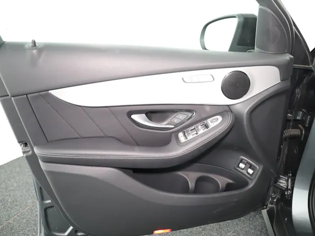 Mercedes-Benz GLC 300 e AMG Line 4Matic