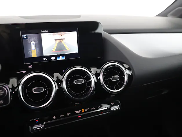 Mercedes-Benz GLA 200d Style 4Matic