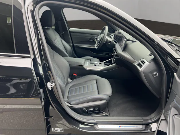 BMW 330d xDrive 48V Steptronic M Sport