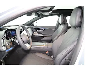 Mercedes-Benz E 220 d T 4M 9G-Tronic