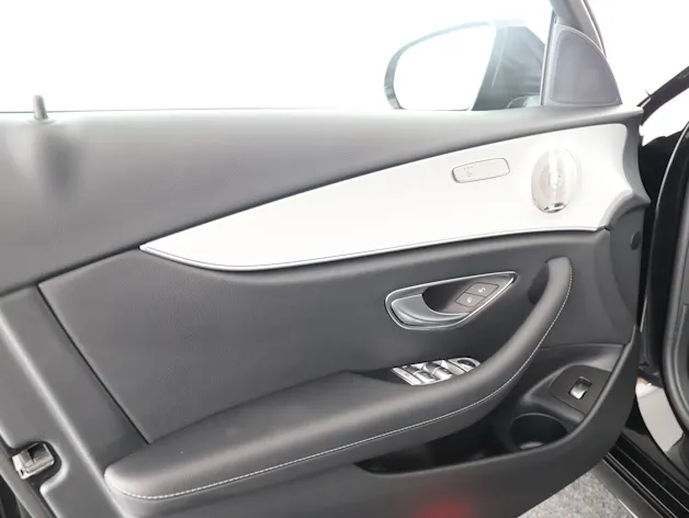 Mercedes-Benz E 300 deT 4M EQ Star