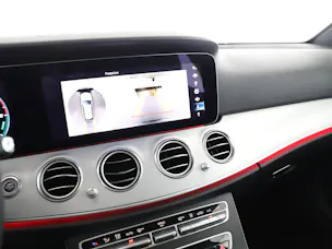 Mercedes-Benz E 300 deT 4M EQ Star