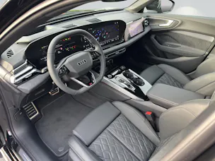 Audi A5 Avant TDI quattro 150 kW Attraction S tronic