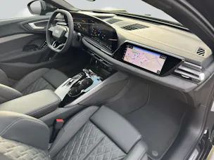 Audi A5 Avant TDI quattro 150 kW Attraction S tronic