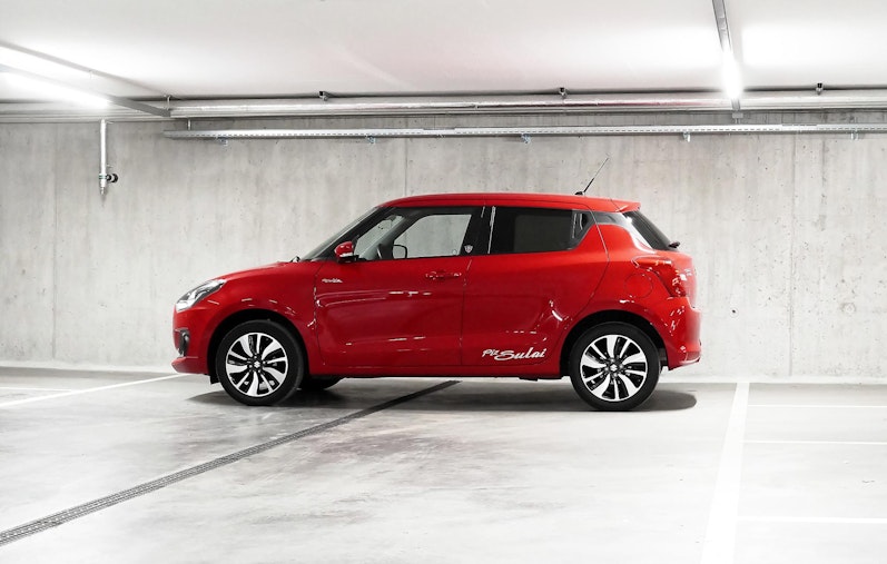 Vehicle image SUZUKI SWIFT