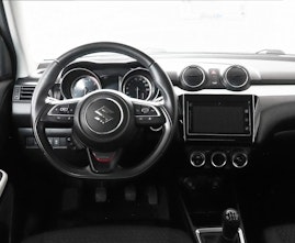 Vehicle image SUZUKI Swift 1.2 Piz Sulai Top Hybrid 4x4