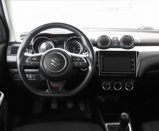 Vehicle image SUZUKI SWIFT