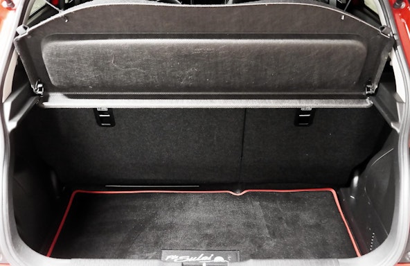 Vehicle image 13 Vehicle image 13