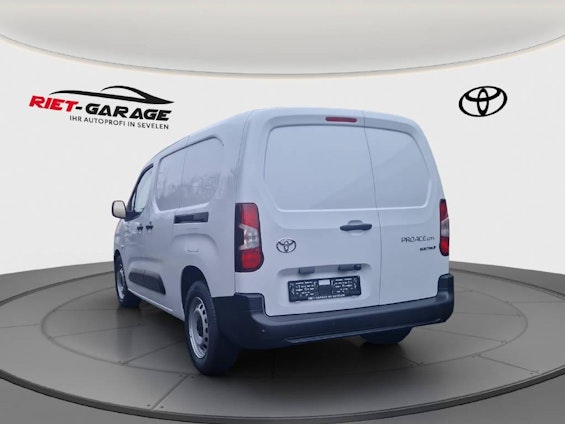 Vehicle image 2 Vehicle image 2