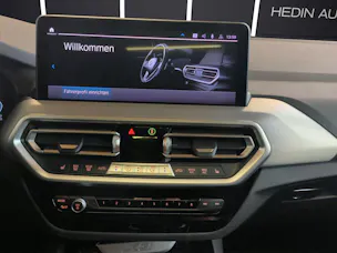 BMW X3 30e xDrive SAG
