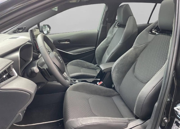 Vehicle image 6 Vehicle image 6