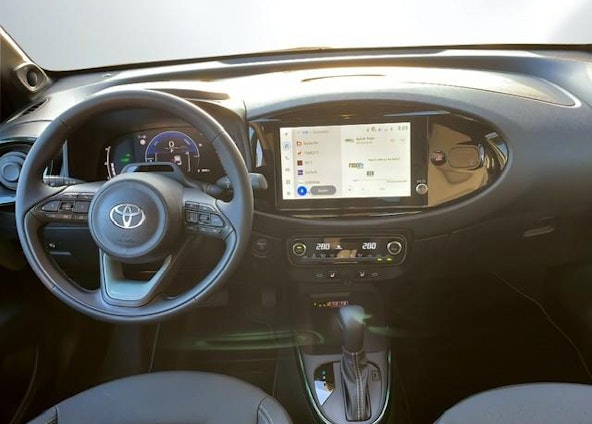 Vehicle image 4 Vehicle image 4