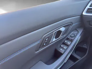 BMW 320d xDrive SAG