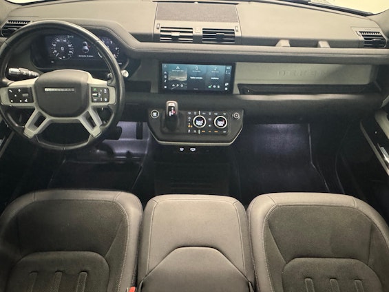 Vehicle image 9 Vehicle image 9