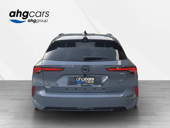 Vehicle image 3 Vehicle image 3