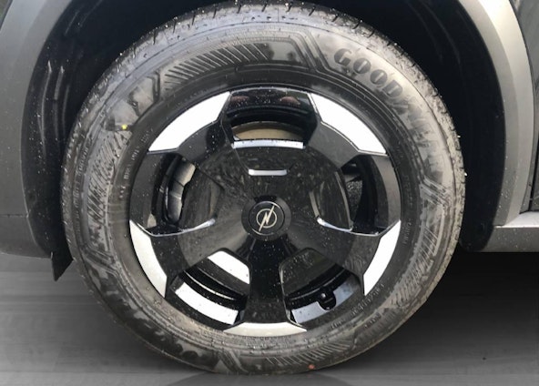 Vehicle image 9 Vehicle image 9