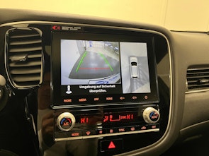 Vehicle image MITSUBISHI Outlander 2.4 PHEV Diamond