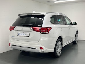 Vehicle image MITSUBISHI Outlander 2.4 PHEV Diamond