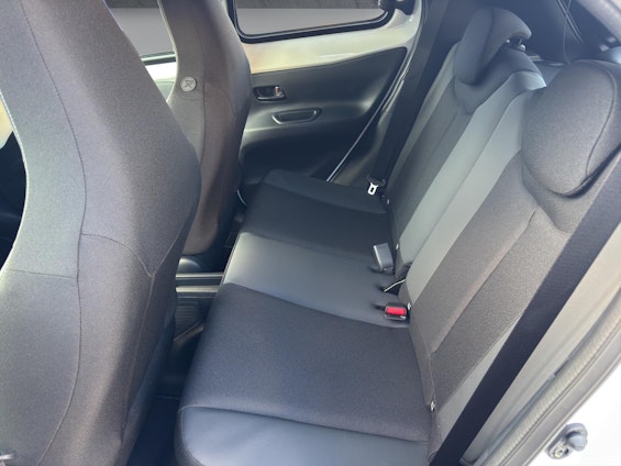 Vehicle image 11 Vehicle image 11