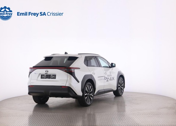 Vehicle image 6 Vehicle image 6