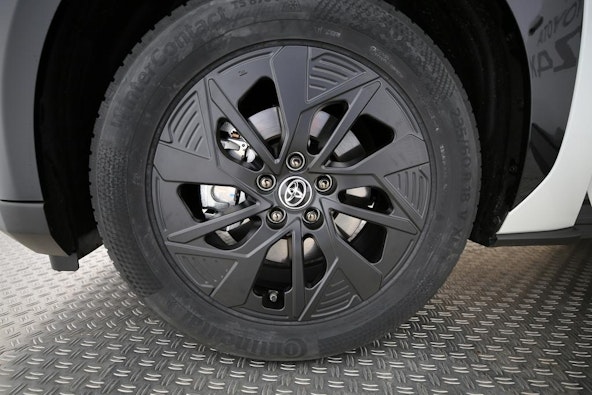 Vehicle image 13 Vehicle image 13