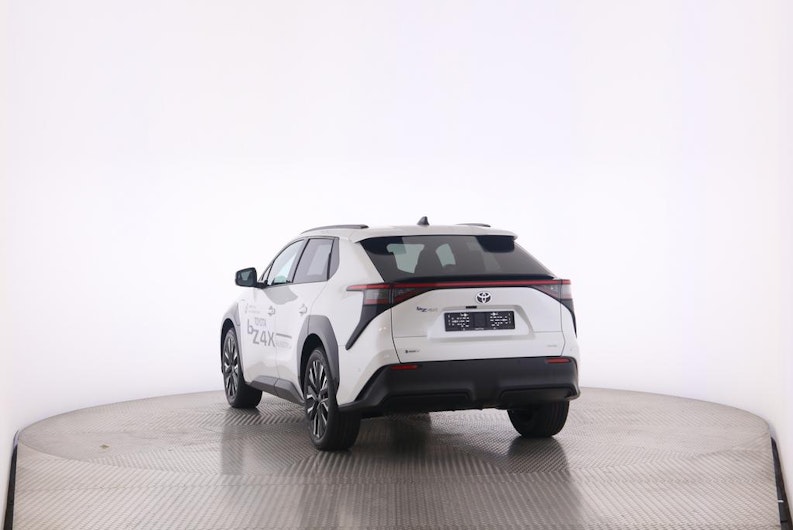 Vehicle image TOYOTA BZ4X