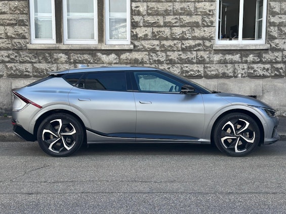 Vehicle image 4 Vehicle image 4