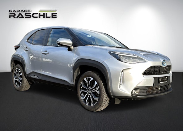 First vehicle image First vehicle image