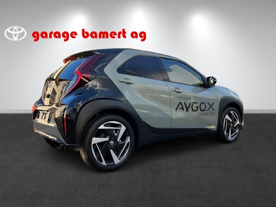 Vehicle image 5 Vehicle image 5