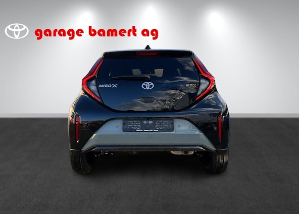 Vehicle image 4 Vehicle image 4