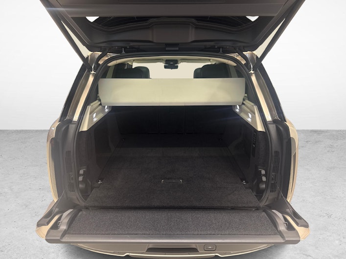 Vehicle image LAND ROVER RANGE ROVER