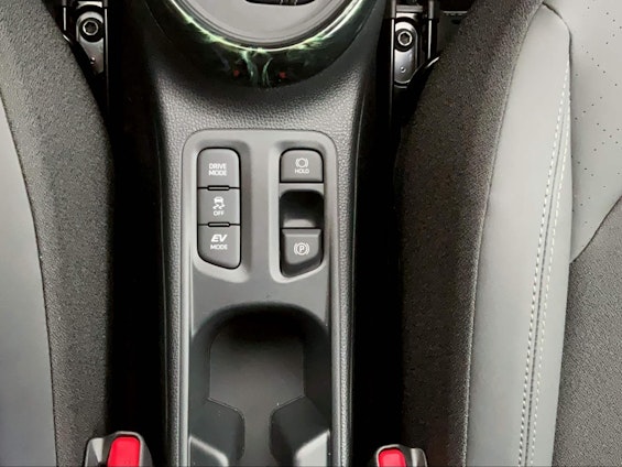 Vehicle image 14 Vehicle image 14