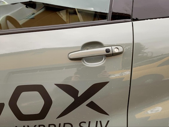 Vehicle image 18 Vehicle image 18