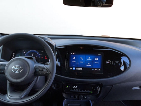 Vehicle image 11 Vehicle image 11